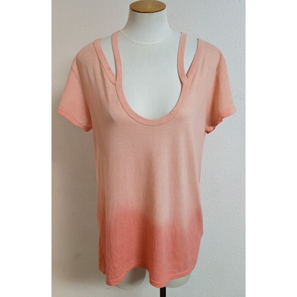 Women's Pam & Gela Scoop Neck Split Sleeve Salmon Ombre Beachy T-Shirt Medium